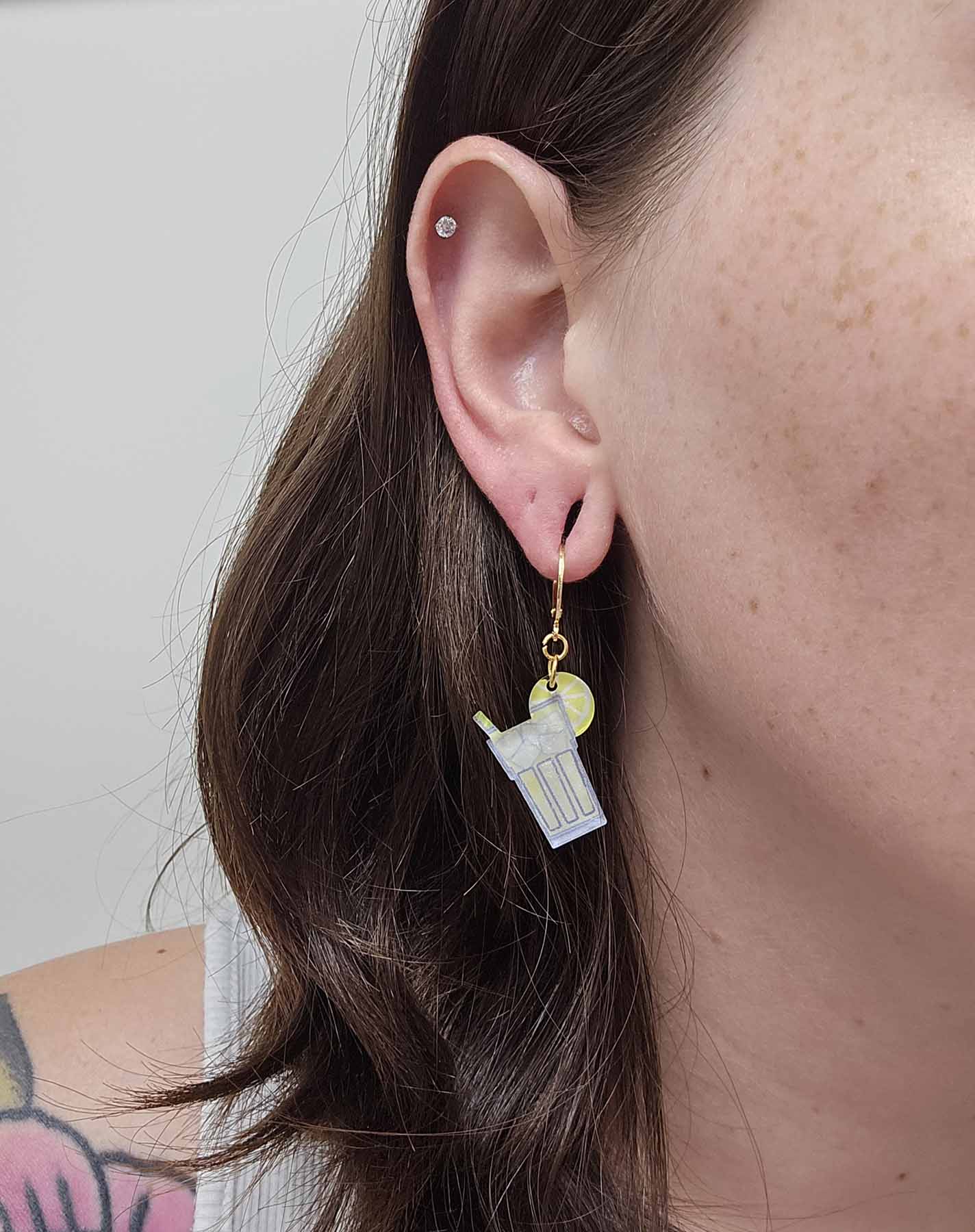 Zesty Lemonade Acrylic Dangle Earrings – Hypoallergenic & Irresistibly Fun!