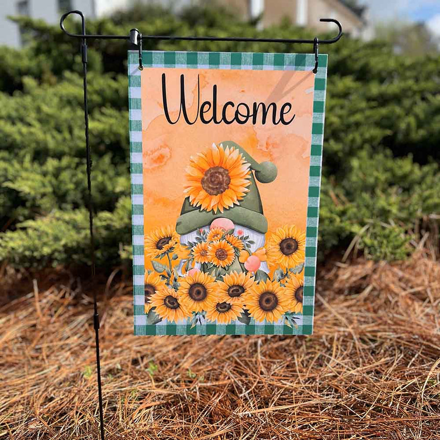 Garden Flag - Welcome - Gnome with Sunflowers